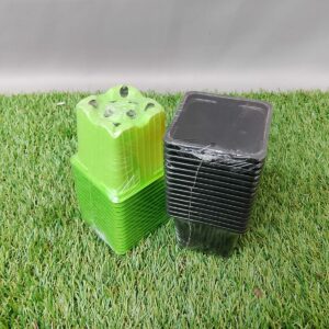 PLASTIC SQUARE BLACK/GREEN POT 7CM X15CM
